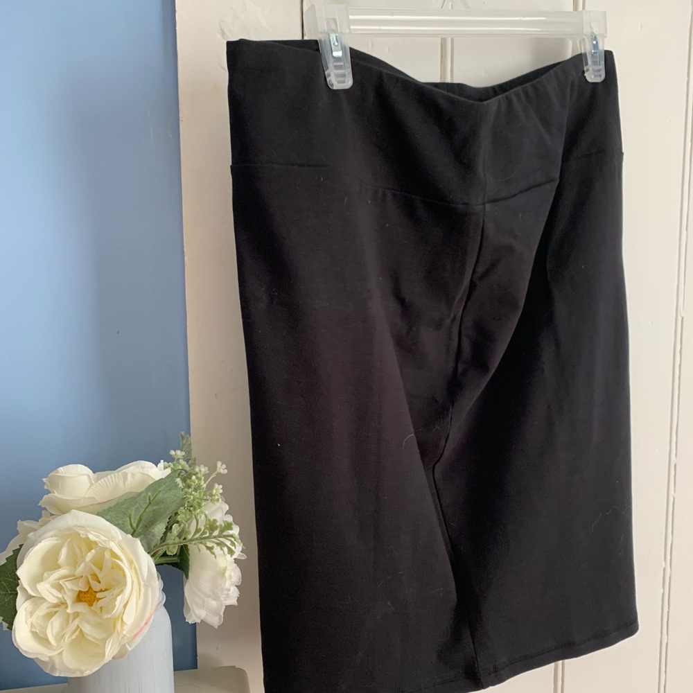NWOT forever21+ pencil skirt (2x)